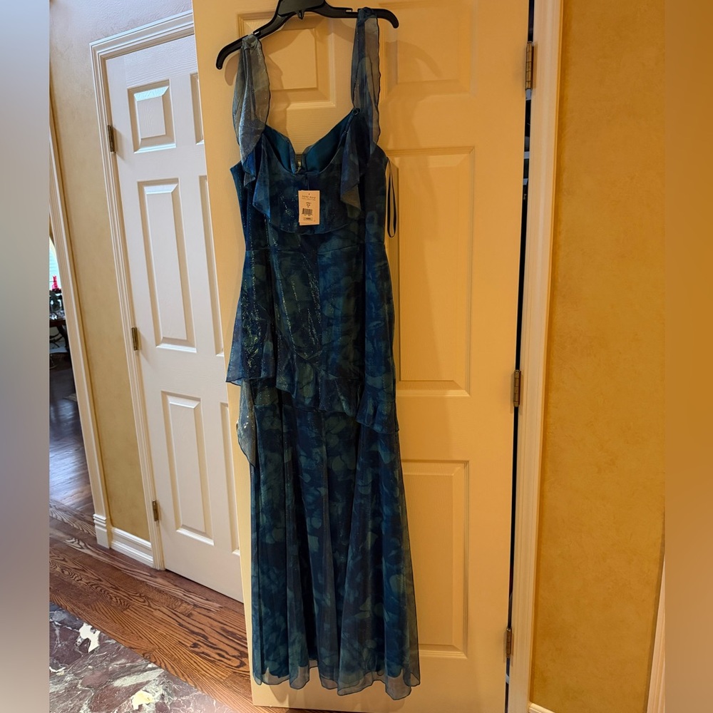 Rene Ruiz Blue and Green Shimmer Gown - Picture 2 of 3